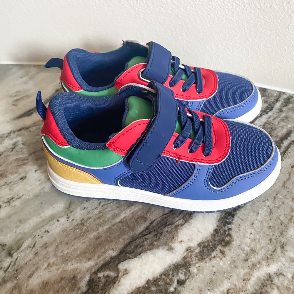 Gymboree Color block Toddler Boy Size 10 Sneakers